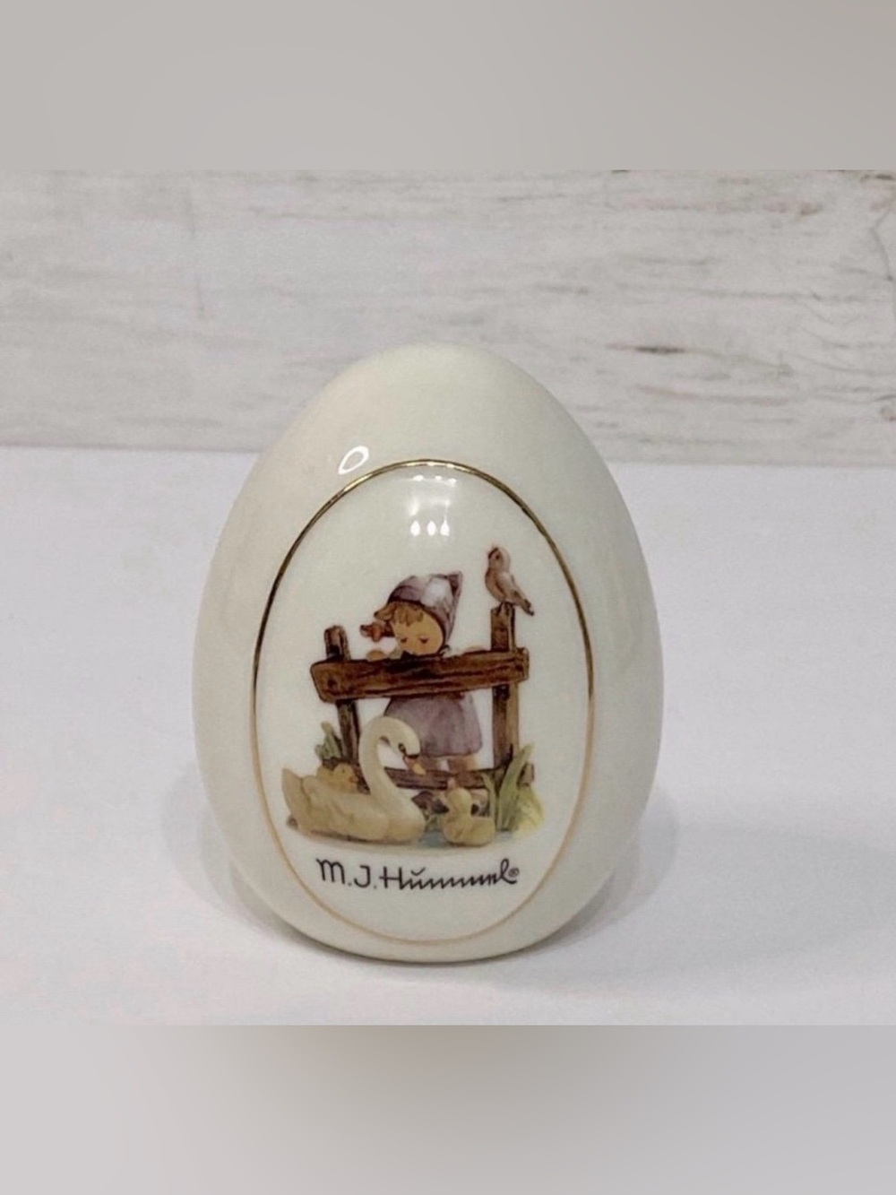 VTG Hummel "Feathered Friends" Girl Porcelain Egg